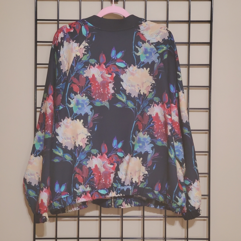 Floral Jacket - Picture 3 of 5